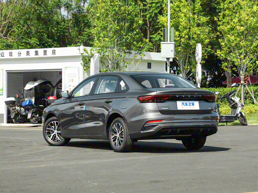 Geely Emgrand Manuelle