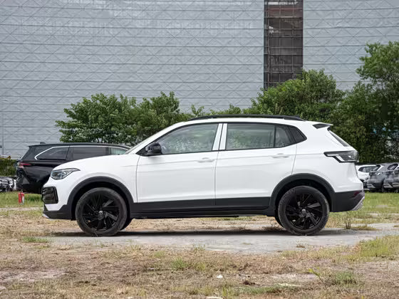 Tharu Xr 1.5T Automatique (DCT) Toit Panoramique