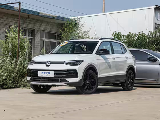 Tharu 1,5 Automatique + Toit